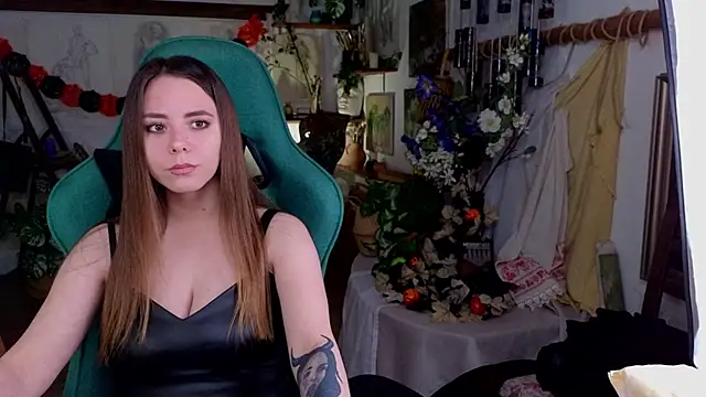 Snapshot of IvoryWood_ chatting on October 2025 04:31:02 PM IvoryWood online show from October 2025 04:31:02 PM