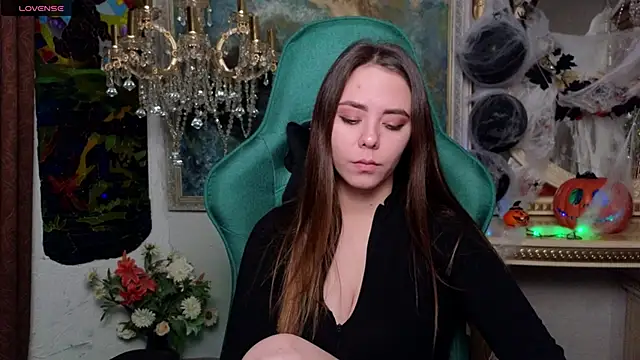 Snapshot of IvoryWood_ chatting on October 2025 10:39:02 AM IvoryWood online show from October 2025 10:39:02 AM