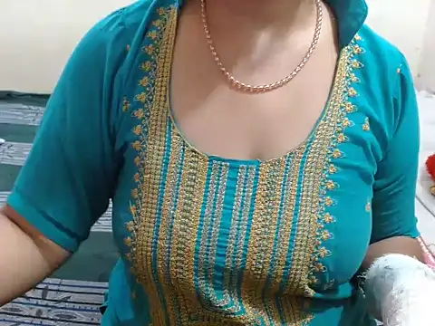 Hot anika  online show from October 2025 04:35:01 AM