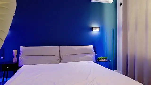 MariGven online show from October 2025 12:35:01 PM