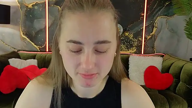 Sun Kitty  online show from September 2025 06:46:01 AM