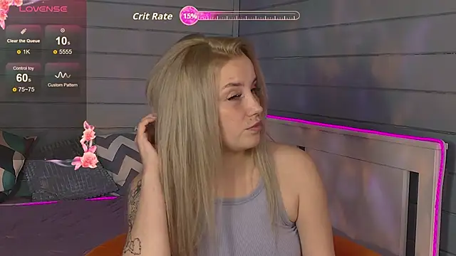 Snapshot of Crystal_Jull chatting on September 2025 11:43:01 AM Crystal Jull online show from September 2025 11:43:01 AM
