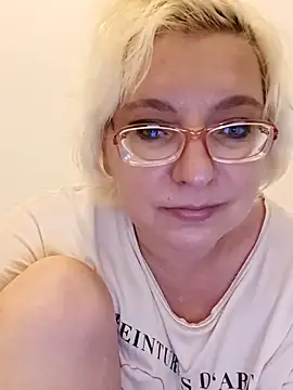 VikaKing online show from October 2025 09:23:02 PM