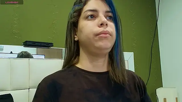 Snapshot of gisell_gomez chatting on September 2025 12:07:01 PM gisell gomez online show from September 2025 12:07:01 PM