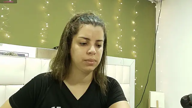 Snapshot of gisell_gomez chatting on October 2025 11:40:02 AM gisell gomez online show from October 2025 11:40:02 AM