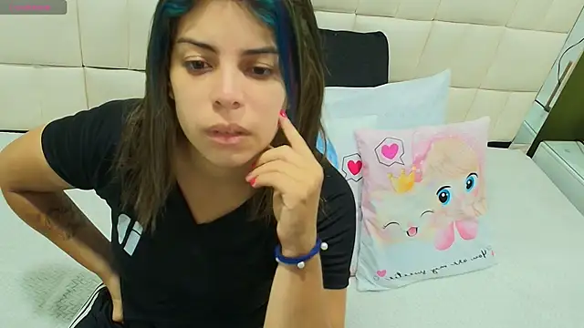 Snapshot of gisell_gomez chatting on October 2025 12:04:02 PM gisell gomez online show from October 2025 12:04:02 PM