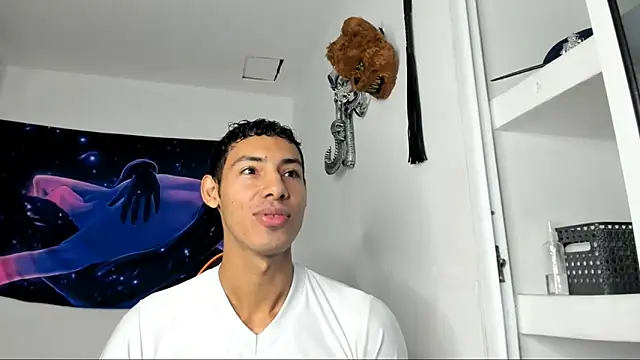 Snapshot of jhosep_hamilton chatting on October 2025 11:43:01 AM jhosep hamilton online show from October 2025 11:43:01 AM