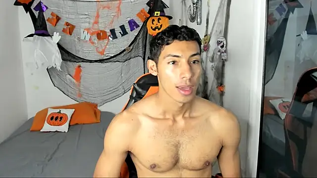 Snapshot of jhosep_hamilton chatting on October 2025 07:01:02 PM jhosep hamilton online show from October 2025 07:01:02 PM