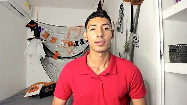 Snapshot of jhosep_hamilton chatting on November 2025 06:30:01 PM jhosep hamilton online show from November 2025 06:30:01 PM