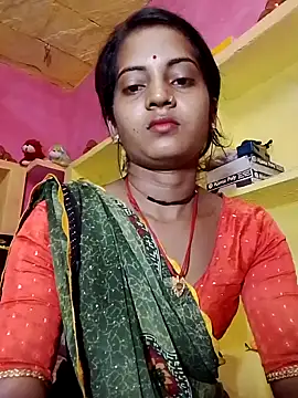 Snapshot of Hot_bbbb chatting on October 2025 06:52:02 PM Hot bbbb online show from October 2025 06:52:02 PM