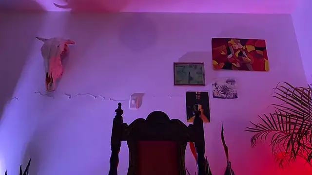 Snapshot of camille_delrey chatting on November 2025 12:43:01 AM camille delrey online show from November 2025 12:43:01 AM