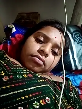 Snapshot of Hot_crety chatting on November 2025 11:48:01 PM Hot crety online show from November 2025 11:48:01 PM