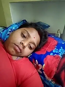 Snapshot of Hot_crety chatting on November 2025 11:49:02 PM Hot crety online show from November 2025 11:49:02 PM