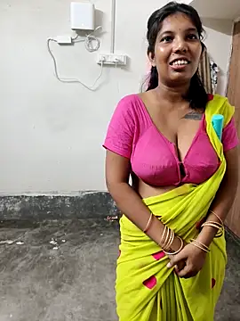 Hotty-Moni online show from September 2025 08:53:01 PM