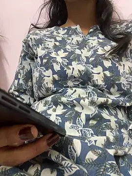 jesmin 00 online show from September 2025 05:12:02 PM