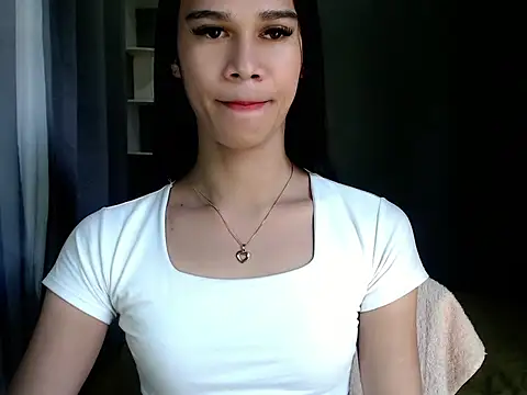 Snapshot of urseductivebarbie_xx chatting on November 2025 04:37:01 AM urseductivebarbie xx online show from November 2025 04:37:01 AM