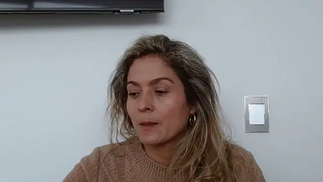 linda-mature43 online show from October 2025 09:35:02 PM