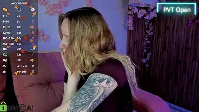 Snapshot of Rina_Panic chatting on November 2025 12:08:02 AM Rina Panic online show from November 2025 12:08:02 AM