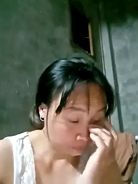 Snapshot of maple694 chatting on September 2025 12:18:01 PM maple694 online show from September 2025 12:18:01 PM