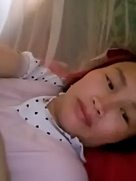 Snapshot of maple694 chatting on October 2025 01:47:02 AM maple694 online show from October 2025 01:47:02 AM