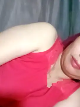 Snapshot of maple694 chatting on October 2025 02:06:01 PM maple694 online show from October 2025 02:06:01 PM