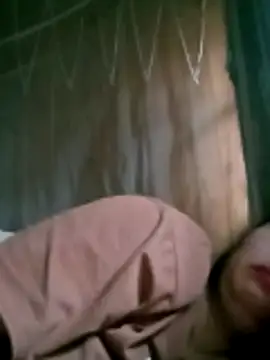 Snapshot of maple694 chatting on October 2025 12:14:01 AM maple694 online show from October 2025 12:14:01 AM