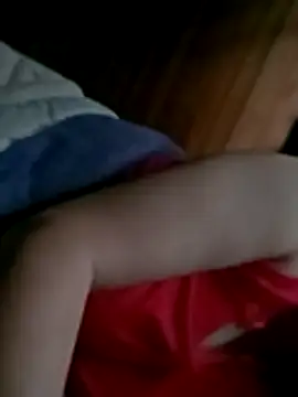 Snapshot of maple694 chatting on November 2025 01:18:02 AM maple694 online show from November 2025 01:18:02 AM