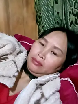 Snapshot of maple694 chatting on November 2025 12:38:02 PM maple694 online show from November 2025 12:38:02 PM