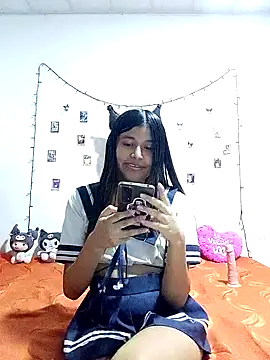 hanna ross27 online show from September 2025 10:20:01 PM