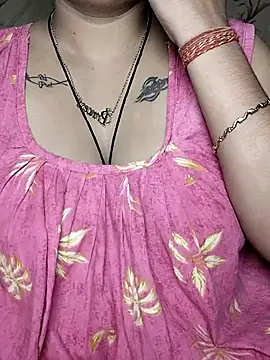 Snapshot of Shiny_HOT01 chatting on October 2025 05:48:02 AM Shiny HOT01 online show from October 2025 05:48:02 AM