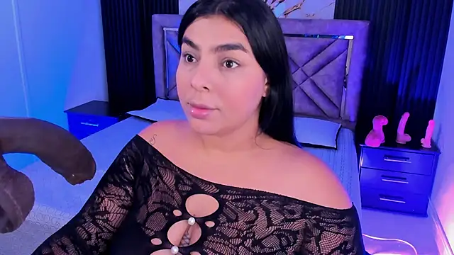 Snapshot of Hannasscott chatting on November 2025 12:04:02 PM Hannasscott online show from November 2025 12:04:02 PM