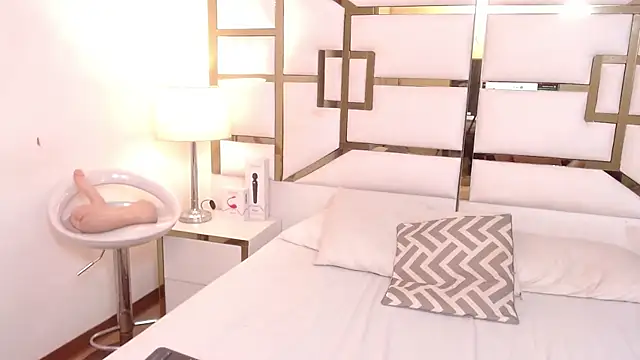 Snapshot of AnniieCarther chatting on October 2025 11:55:02 AM AnniieCarther online show from October 2025 11:55:02 AM