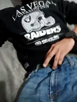 Snapshot of Mounstro3 chatting on November 2025 05:28:02 AM Mounstro3 online show from November 2025 05:28:02 AM