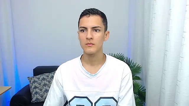 Snapshot of Matiius18 chatting on October 2025 02:36:01 PM Matiius18 online show from October 2025 02:36:01 PM