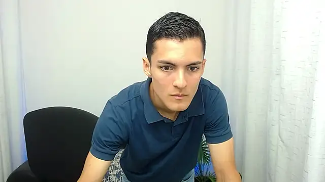 Snapshot of Matiius18 chatting on November 2025 01:34:02 PM Matiius18 online show from November 2025 01:34:02 PM