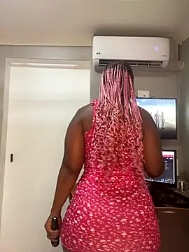 Snapshot of BQueen223 chatting on October 2025 03:25:01 PM BQueen223 online show from October 2025 03:25:01 PM