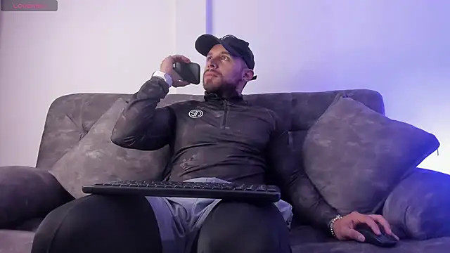 Snapshot of mason_fit chatting on September 2025 06:18:02 PM mason fit online show from September 2025 06:18:02 PM