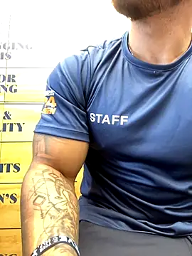 Snapshot of mason_fit chatting on September 2025 03:26:02 PM mason fit online show from September 2025 03:26:02 PM