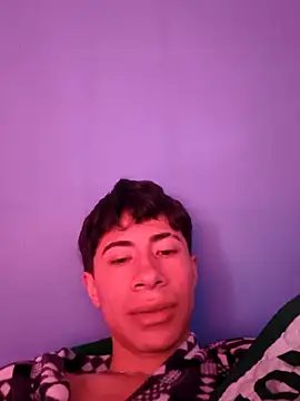 Snapshot of Rolito69 chatting on November 2025 05:12:01 PM Rolito69 online show from November 2025 05:12:01 PM