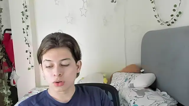 Felix art online show from September 2025 07:05:01 PM