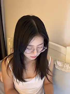 Ella-A9 online show from September 2025 02:55:02 PM