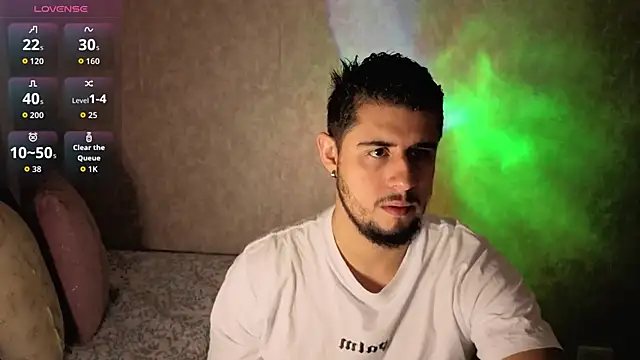 Snapshot of ryan_evanss chatting on September 2025 12:51:01 PM ryan evanss online show from September 2025 12:51:01 PM