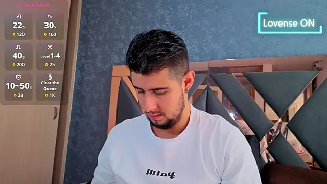 Snapshot of ryan_evanss chatting on September 2025 04:12:02 PM ryan evanss online show from September 2025 04:12:02 PM