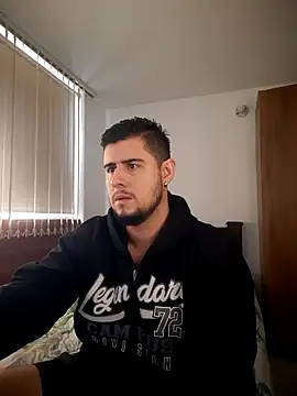 Snapshot of ryan_evanss chatting on September 2025 02:33:02 PM ryan evanss online show from September 2025 02:33:02 PM