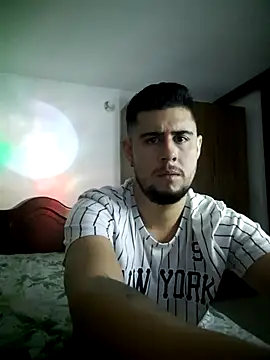 Snapshot of ryan_evanss chatting on October 2025 11:36:02 PM ryan evanss online show from October 2025 11:36:02 PM