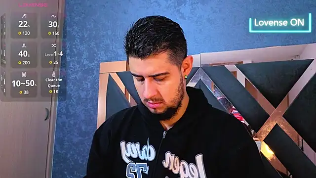 Snapshot of ryan_evanss chatting on November 2025 11:10:01 AM ryan evanss online show from November 2025 11:10:01 AM