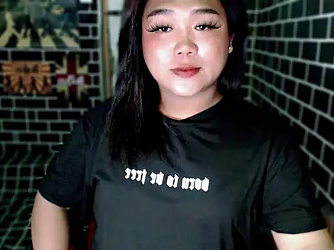 Snapshot of luluakovi_69 chatting on November 2025 06:23:02 PM luluakovi 69 online show from November 2025 06:23:02 PM