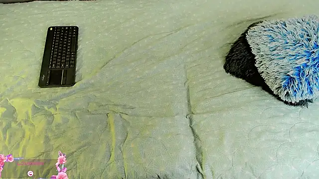 baby rous online show from November 2025 01:33:02 PM