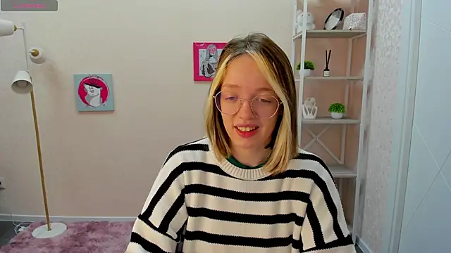 R0cket bunny online show from October 2025 01:05:02 AM