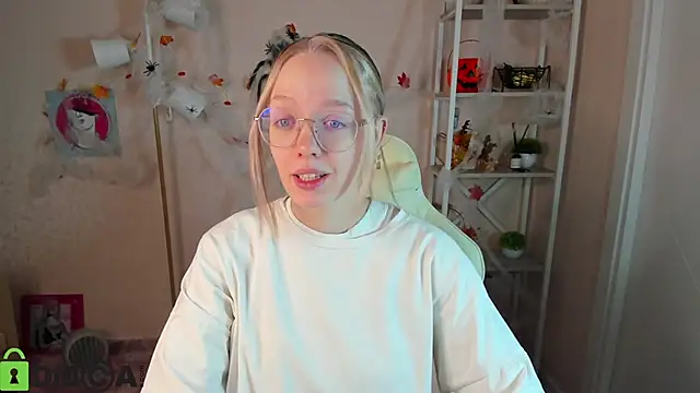 R0cket bunny online show from October 2025 01:09:02 AM